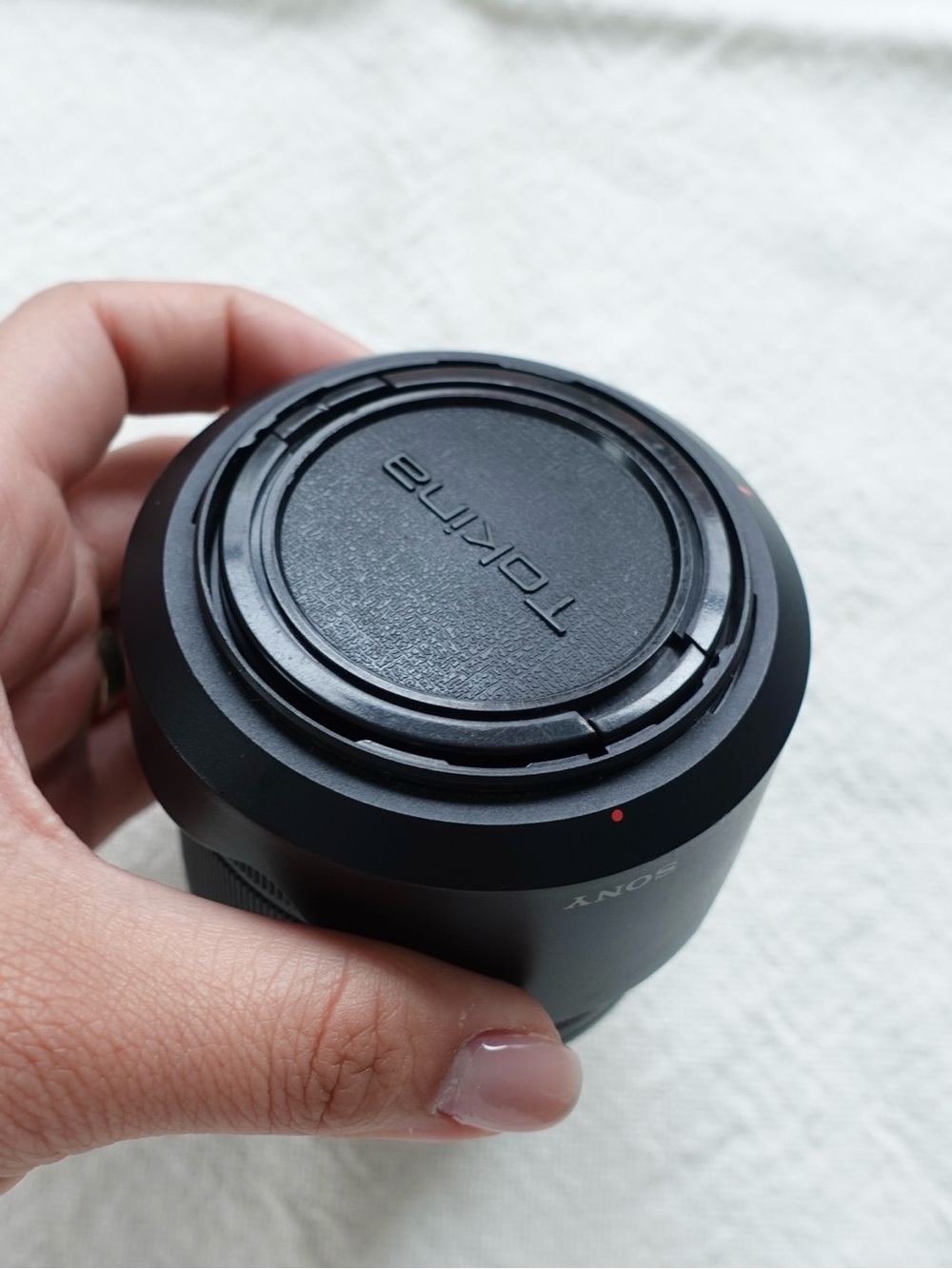 Sony FE 28-70mm f/3.5-5.6 OSS Full Frame E-Mount Zoom Lens (SEL2870) - Picture 7 of 7